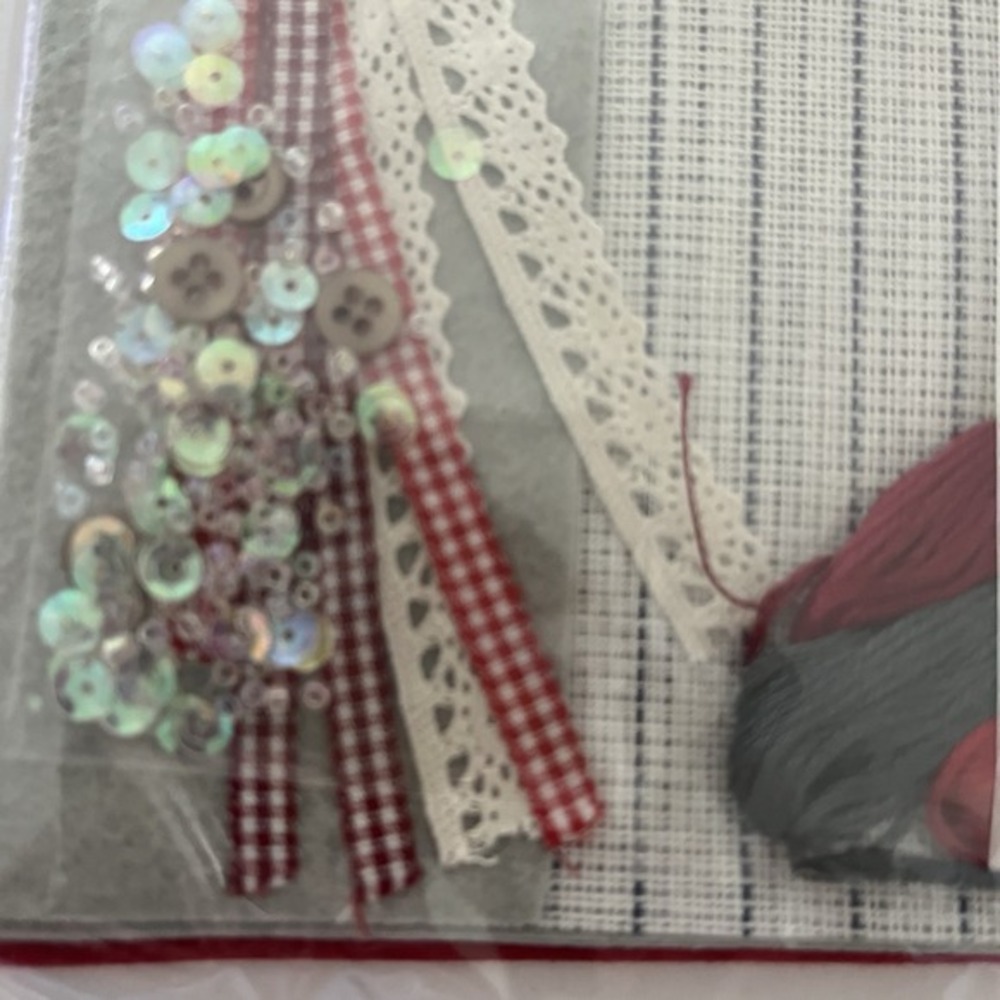 Alicia Paulson Posie Snow Day Ornament Patterns Craft Kit Felt Embroidery NEWDIY - Picture 6 of 7